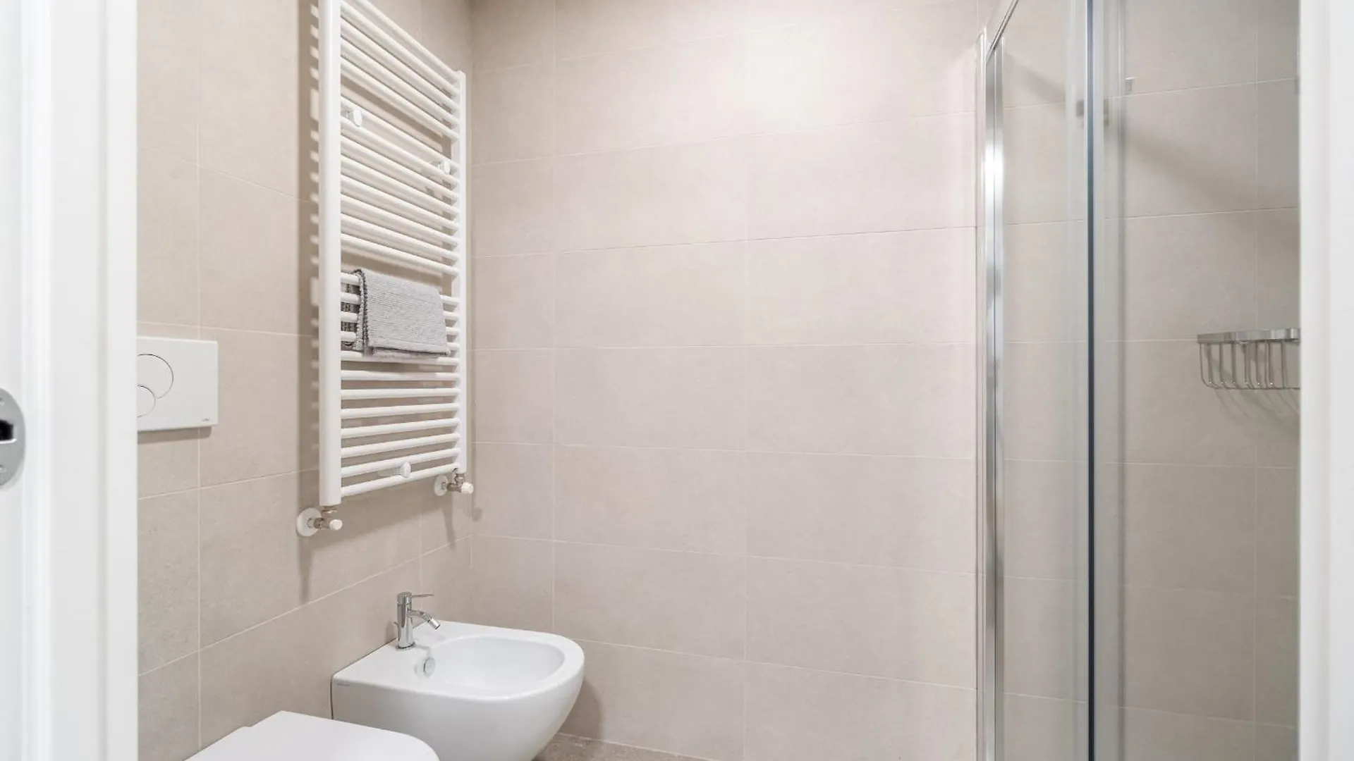 Genoa Waterfront Modern Suite Appartamento